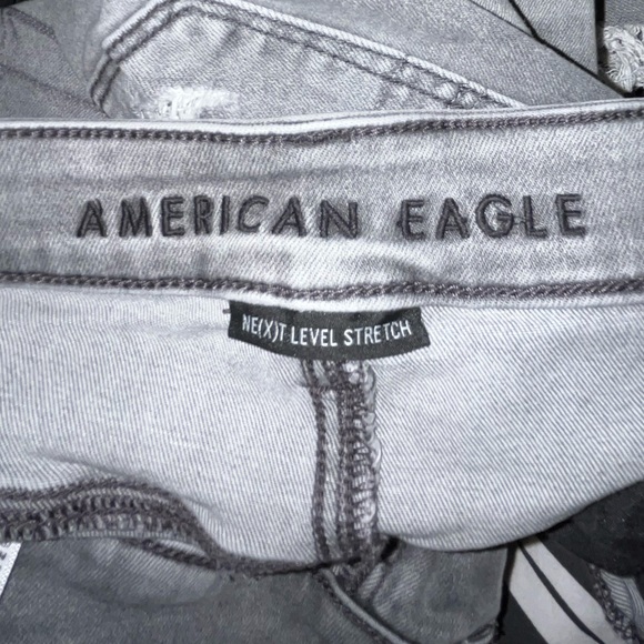 Selling American Eagle Super High-Rise Jeggings! - Picture 5 of 5